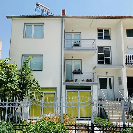 Eli&kire's * Manastır